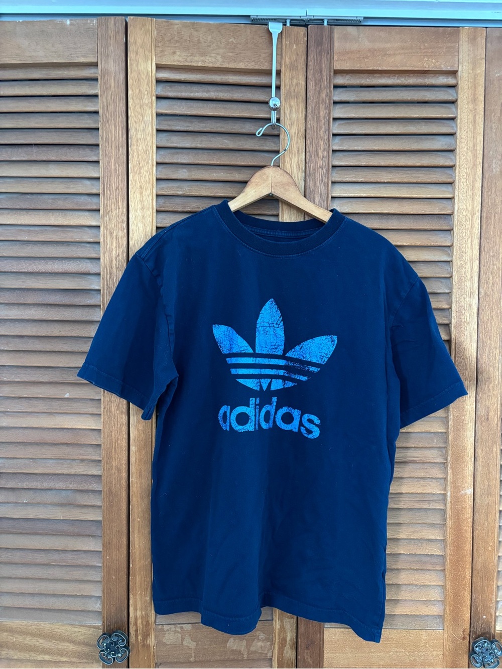adidas Navy Tee with Distressed Light Blue Trefoil Graphic men’s XL 100% cotton